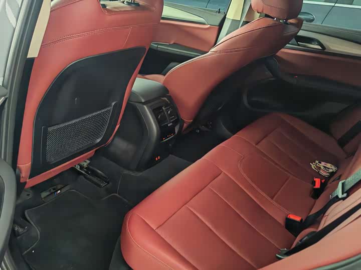 BMW X4 2022 2022款 xDrive 30i M运动套装