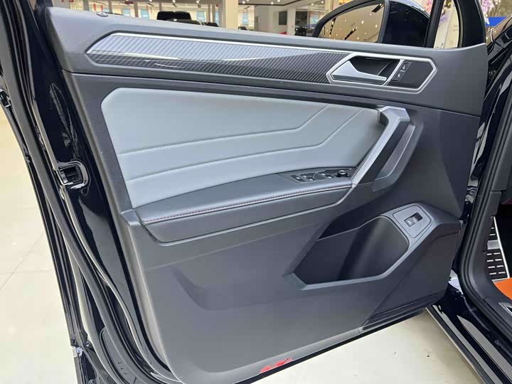 Volkswagen Tiguan X 2022 2022款 330TSI 两驱越享版