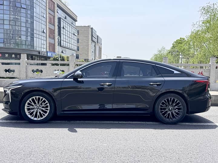 Bestune B70 2023 2023款 第三代 1.5T 自动乐享型70周年纪念版