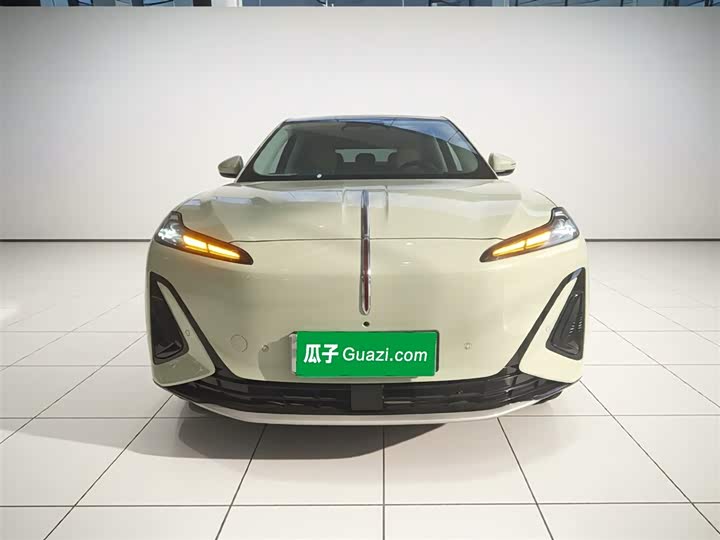 2025 Hongqi EHS5 (Tiangong 06)