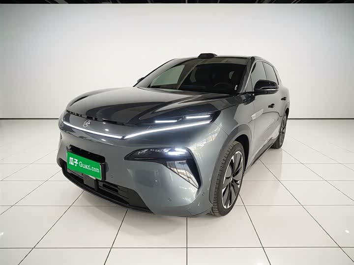 2025 BYD Tang L