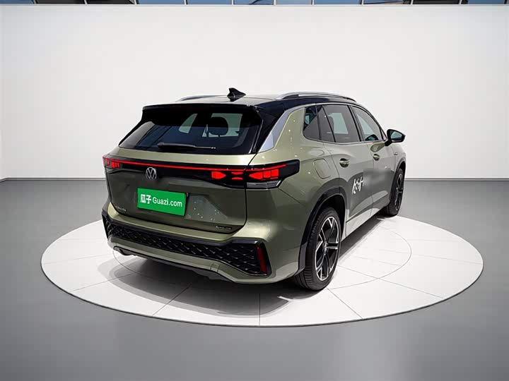 Фото 7 - Volkswagen Tayron