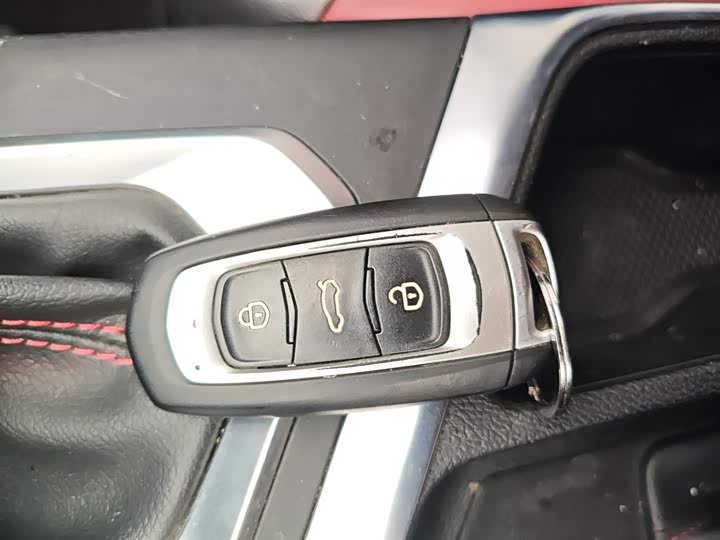 Geely Vision X3 2021 2021款 PRO 1.5L CVT尊贵型
