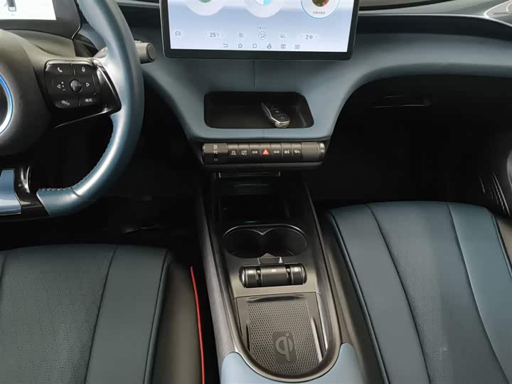 Фото 7 - BYD Dolphin