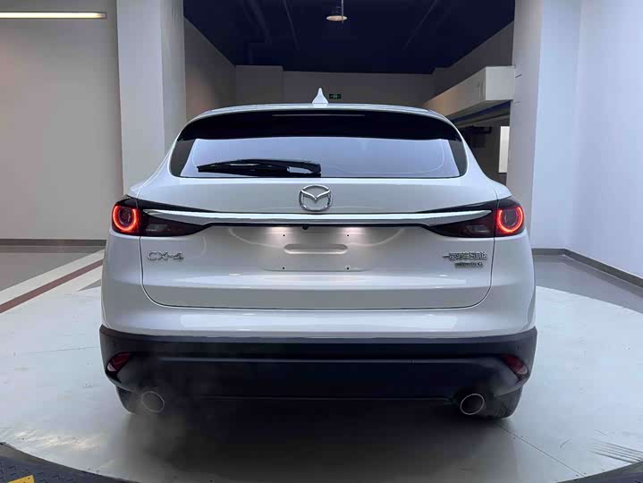 Mazda CX-4 2021 2021款 2.0L 自动两驱蓝天探索版