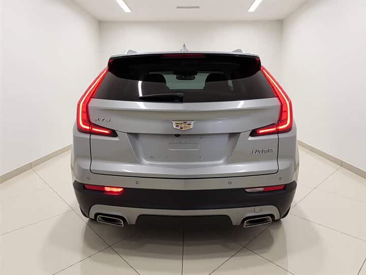 Фото 6 - Cadillac XT4