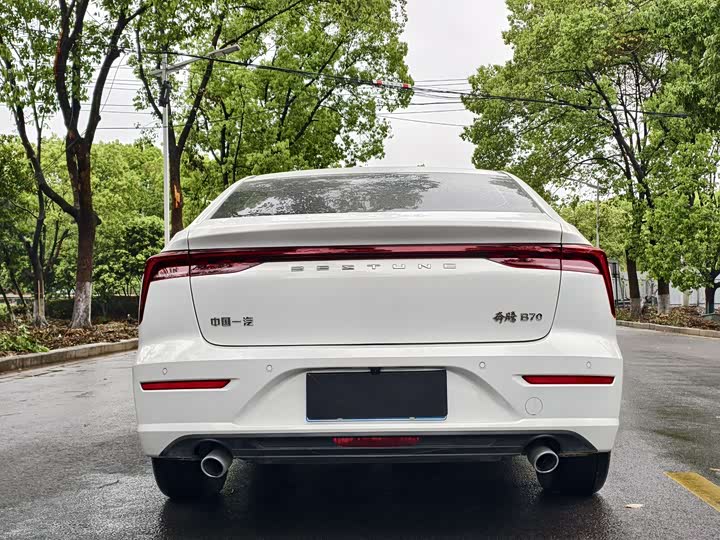 Bestune B70 2025 2025款 龙耀版 1.5T 质享型