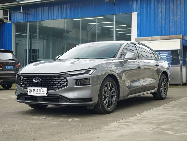 Ford Mondeo 2025 2025款 2.0T EcoBoost 豪华型
