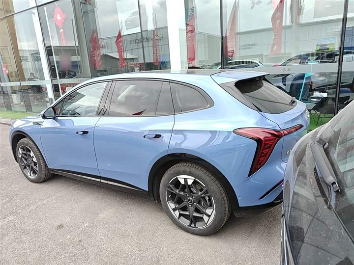 2025 Hongqi EHS5 (Tiangong 06)
