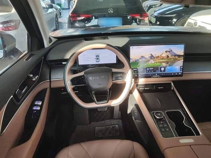 Chery Tiggo 8L 2024 2024款 2.0T 两驱尊贵版 5座