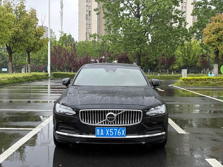 Volvo S90 2025 2025款 B5 智逸豪华版