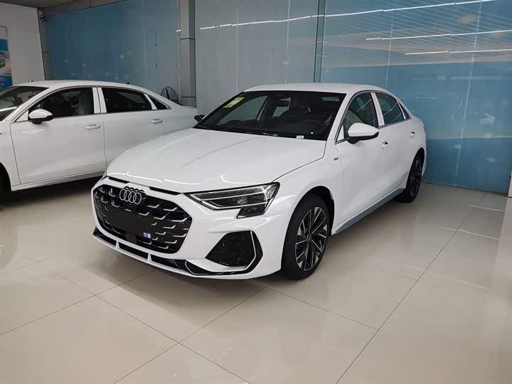 Audi A3 2026 2026款 A3L Limousine 35TFSI 飞驰悦享型