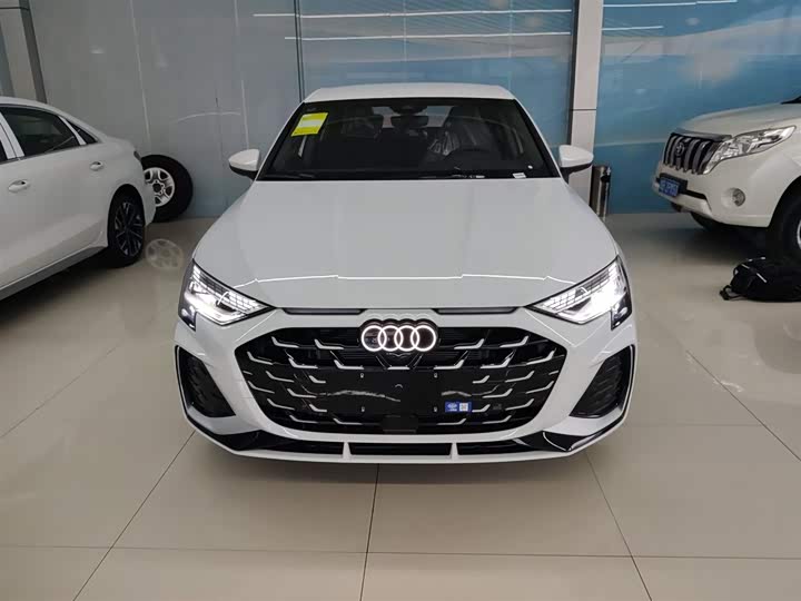 Audi A3 2026 2026款 A3L Limousine 35TFSI 飞驰悦享型