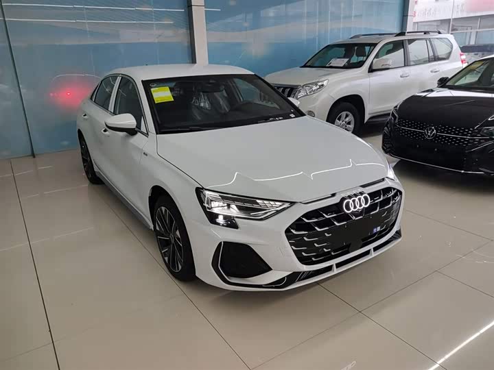 Audi A3 2026 2026款 A3L Limousine 35TFSI 飞驰悦享型