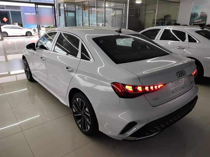 Audi A3 2026 2026款 A3L Limousine 35TFSI 飞驰悦享型