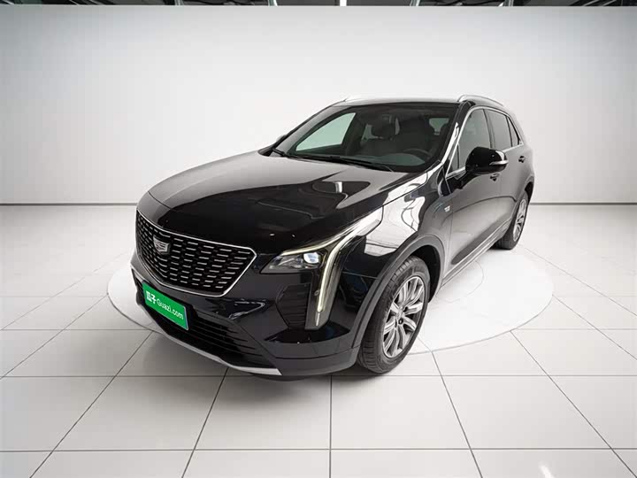 Фото 1 - Cadillac XT4