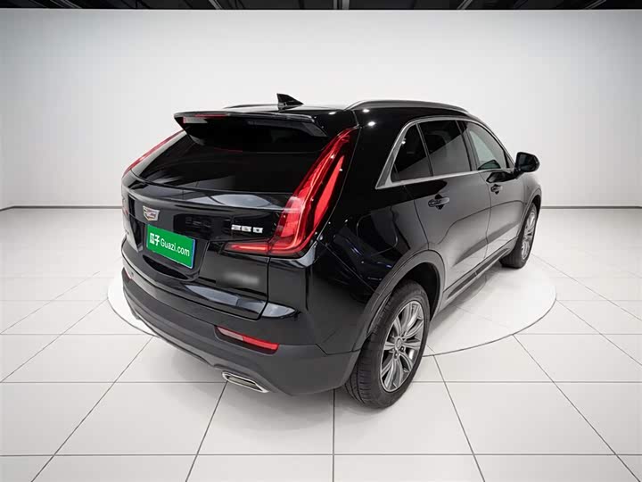 Фото 7 - Cadillac XT4