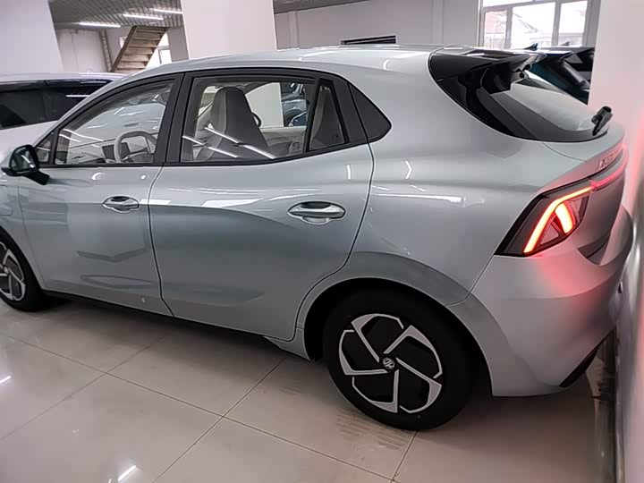 2026 MG Motor 4 EV