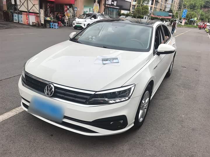 Photo 2 - Volkswagen Lamando L