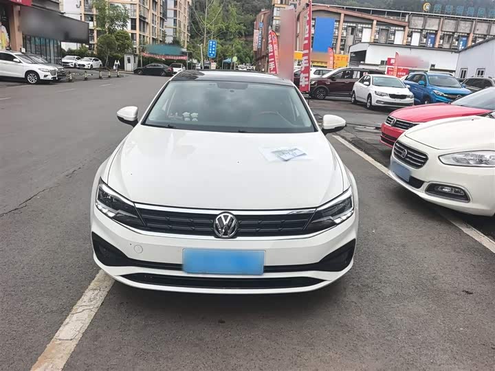 Photo 3 - Volkswagen Lamando L