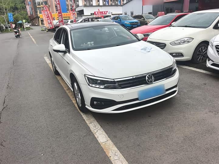Photo 4 - Volkswagen Lamando L
