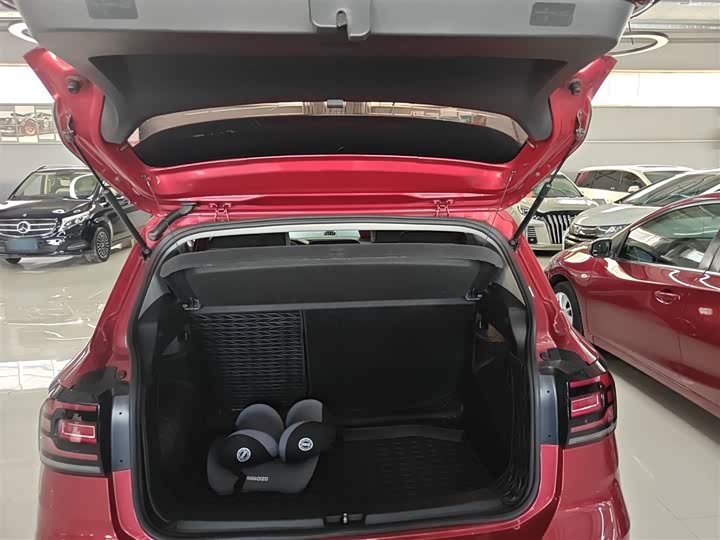 Volkswagen Tacqua 2021 2021款 1.5L 自动 悦智联版