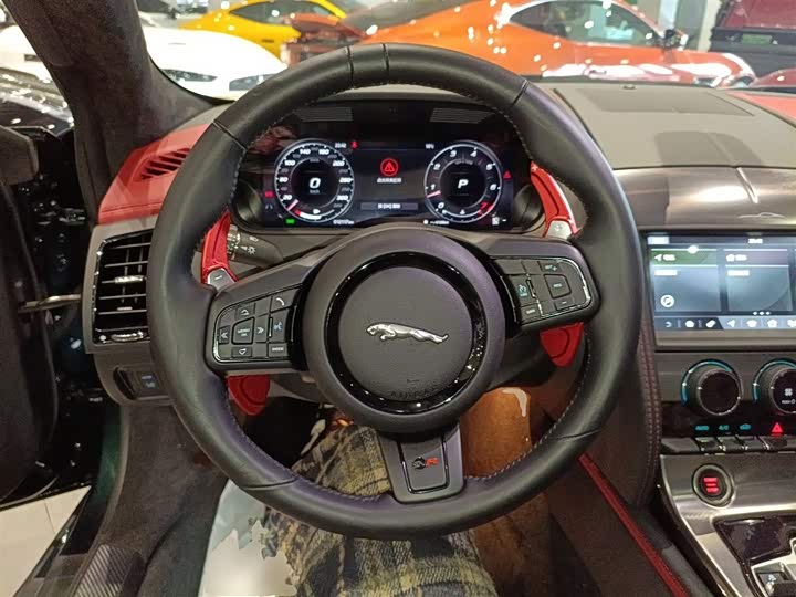 Jaguar F-Type 2024 2024款 P300 75周年典藏硬顶版