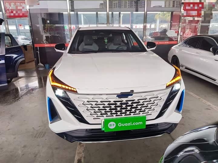 2023 Changan Oshan Z6 Hybrid