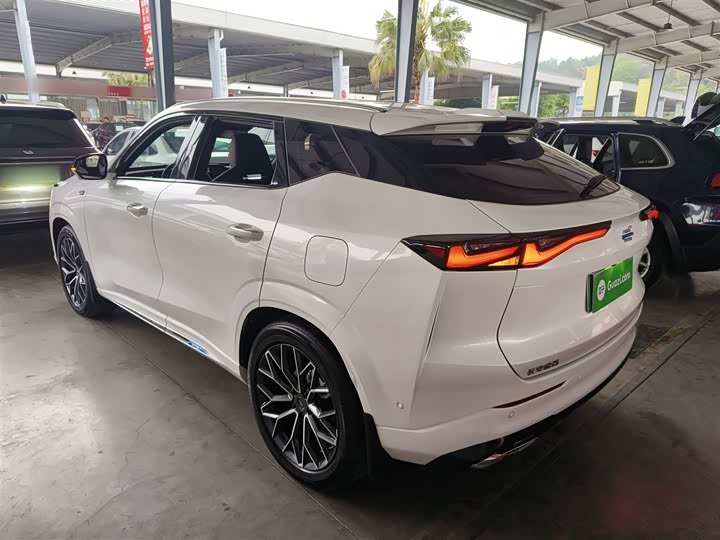 2023 Changan Oshan Z6 Hybrid
