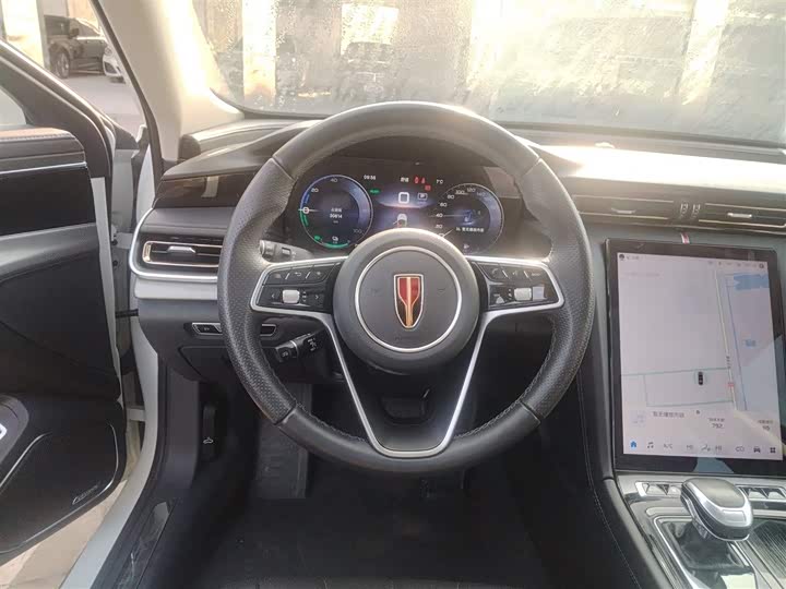 Zdjęcie 3 - Hongqi H5