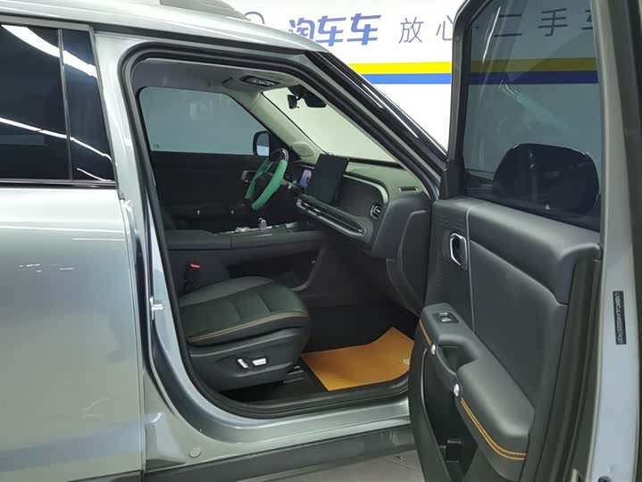 BAIC Beijing BJ30 2024 2024款 1.5T 魔核电驱进阶版
