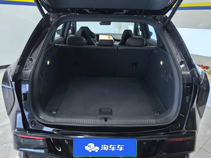2025 Hongqi EHS7 (Tiangong 08)