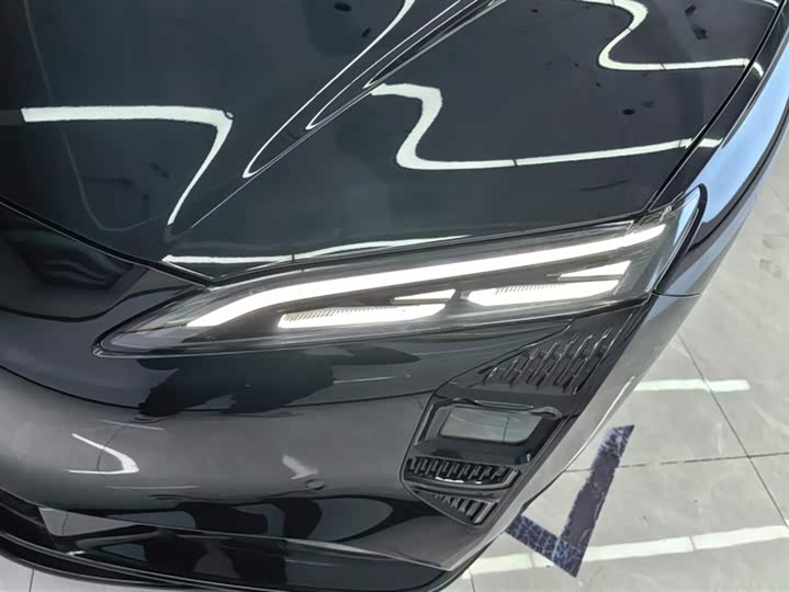 2025 Hongqi EHS7 (Tiangong 08)