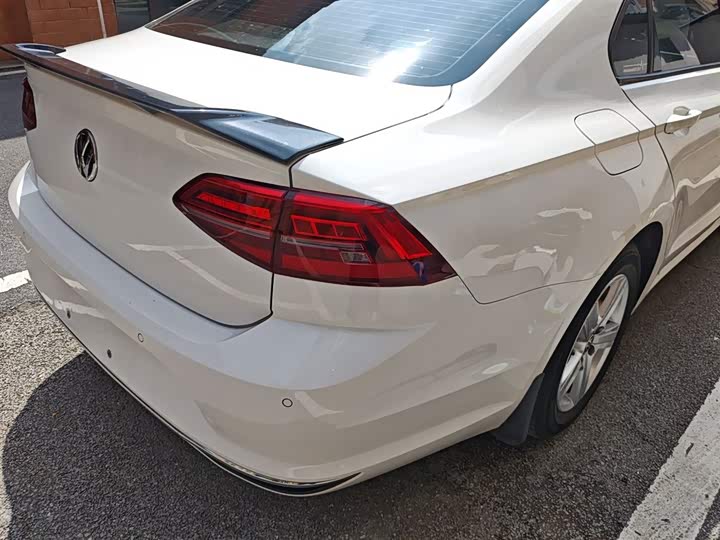 Фото 8 - Volkswagen Lamando L
