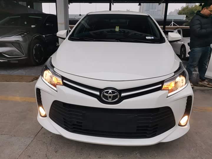 Toyota Vios 2022 2022款 1.5L 20周年纪念版