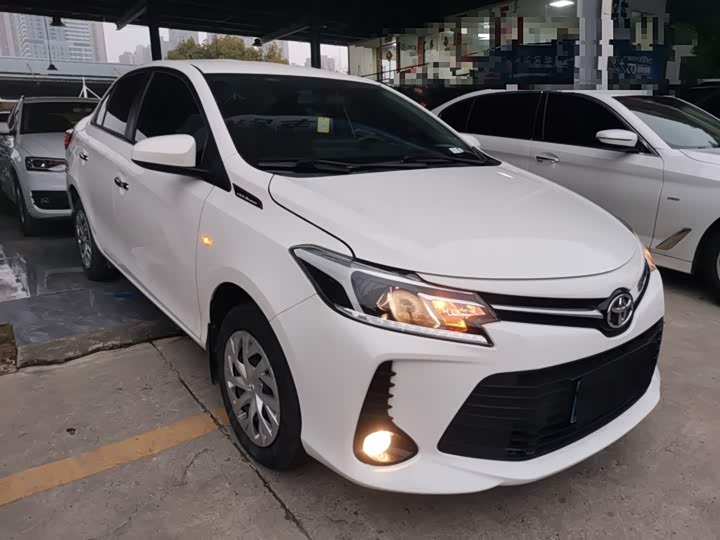 Toyota Vios 2022 2022款 1.5L 20周年纪念版