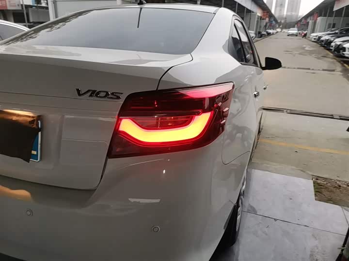 Toyota Vios 2022 2022款 1.5L 20周年纪念版