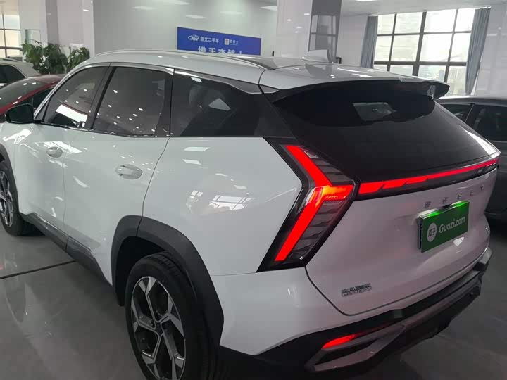 Фото 5 - Geely Atlas L