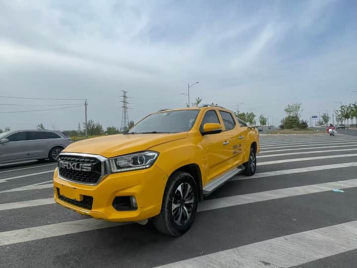 Maxus T70 2022 2022款 2.0T手动柴油两驱五周年纪念版精英版长箱平底