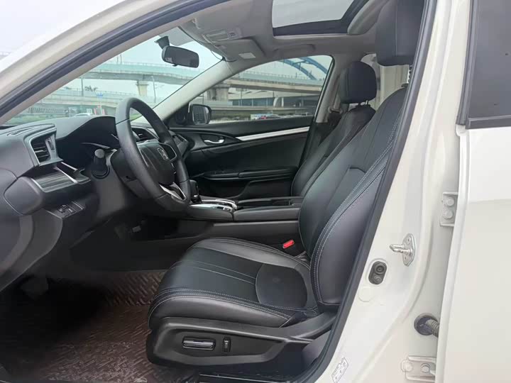 Photo 4 - Honda Civic