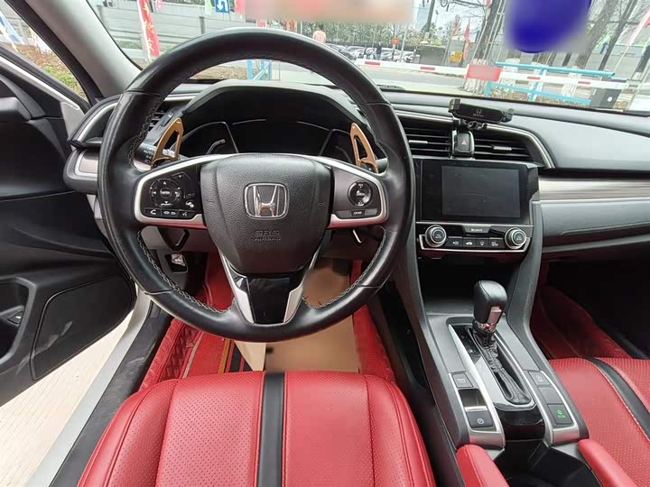 Honda Civic 2016 2016款 220TURBO CVT豪华版