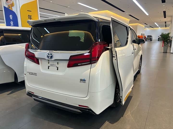 Toyota Alphard 2021 2021款 双擎 2.5L 臻享版