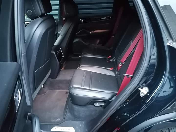 Фото 5 - Porsche Cayenne Hybrid