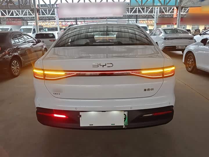 BYD Seal 05 DM-i Hybrid 2025 2025款 DM-i 智驾版 55KM豪华型