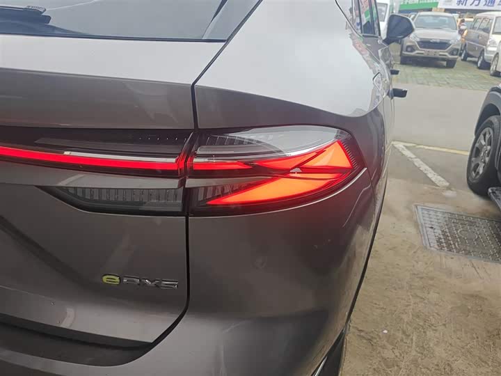 Roewe RX5 Hybrid 2023 2023款 eRX5 超混优越版
