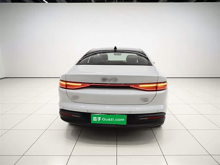 BYD Seal 05 DM-i Hybrid 2025 2025款 DM-i 智驾版 120KM旗舰型