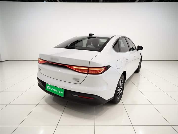 BYD Seal 05 DM-i Hybrid 2025 2025款 DM-i 智驾版 120KM旗舰型