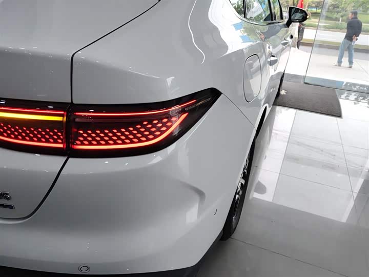 BYD Seal 05 DM-i Hybrid 2025 2025款 DM-i 智驾版 120KM旗舰型