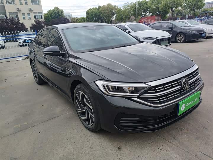 Фото 4 - Volkswagen Sagitar L