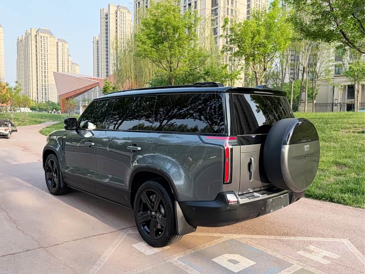2024 Rox (Polar Stone) 01